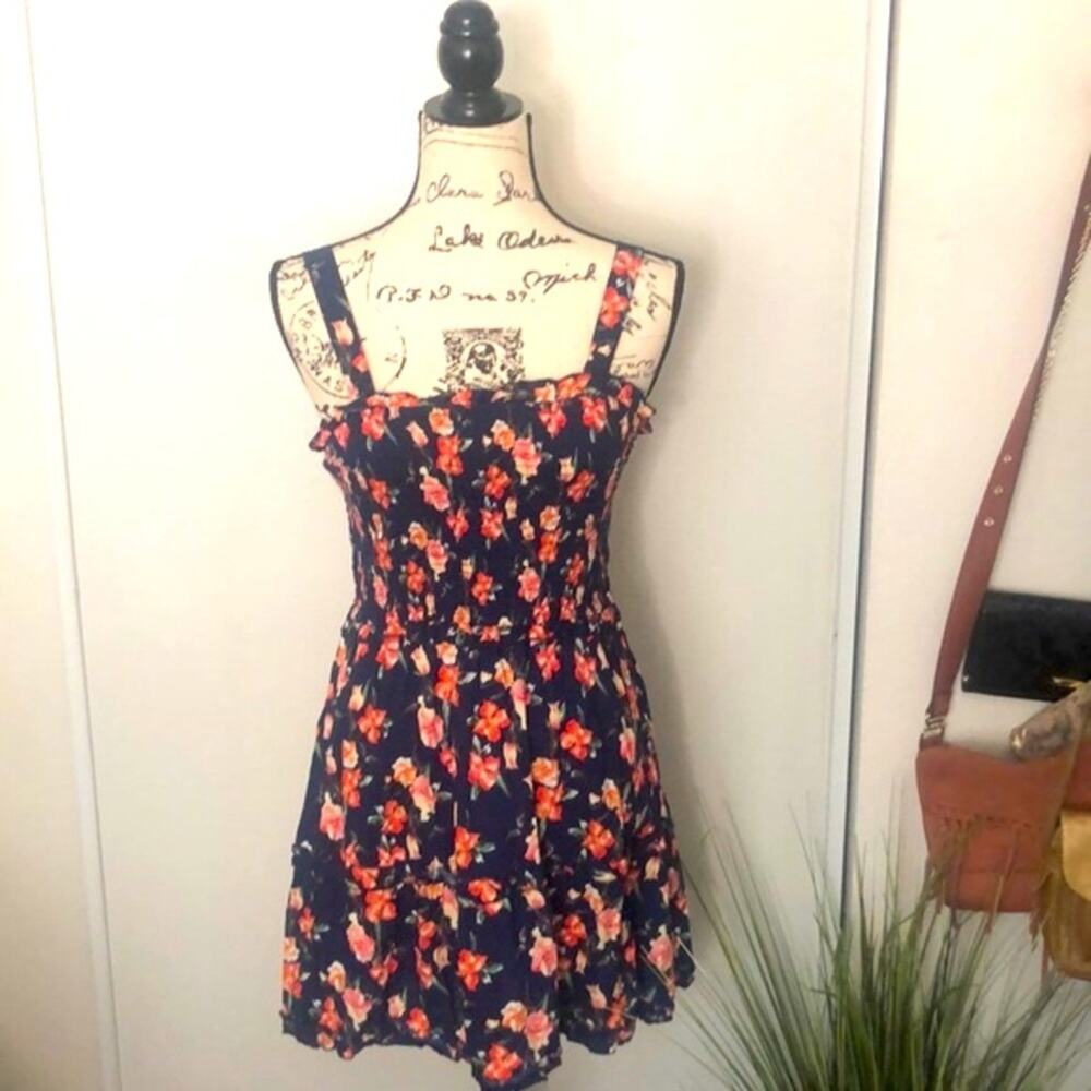 NWT! Band of Gypsies floral dress Size Medium